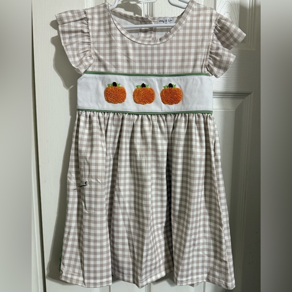 New Boutique Pumpkins Shorts Set
